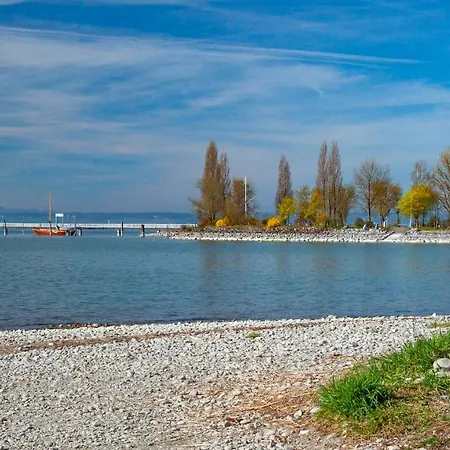 Appartement Gemuetliches Fuer Zwei In Immenstaad Nur 500m Vom